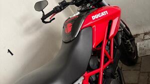 Ducati Hypermotard 796 (2012) 