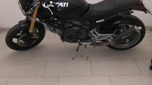 Ducati Monster 750 City Dark (1999 - 02)