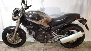 Ducati Monster 900 (1997 - 98)  (2)