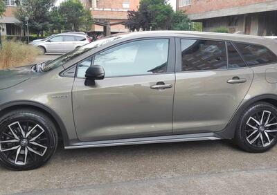 Toyota Corolla 2.0 Hybrid Style  usata