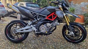 Aprilia Dorsoduro 750 Factory (2010 - 13) 