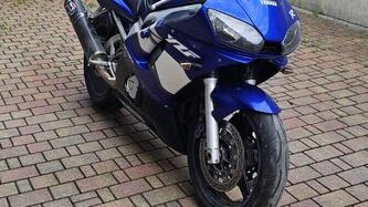 Yamaha YZF R6 (2001 - 02)