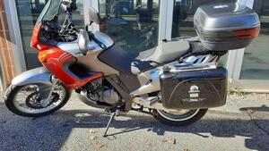Aprilia Pegaso 650 IE (2003 - 04) 