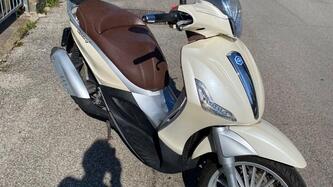 Piaggio Beverly 300 i.e. (2010 - 16) usata