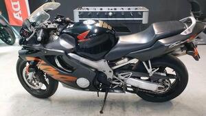 Honda CBR 600 F (1999 - 00) 