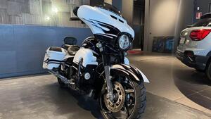 Harley-Davidson 1800 Street Glide (2014 - 15) - FLHXSE 