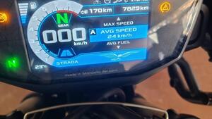 Moto Guzzi V85 TT (2021 - 23) 
