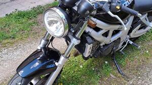 Suzuki SV 650 (1999 - 02) 