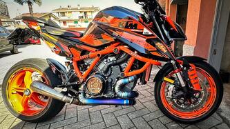 KTM 1290 Super Duke R (2022 - 23) usata