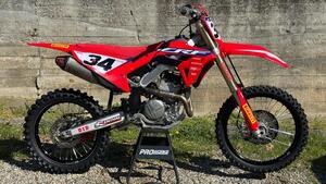 Honda CRF 250 R (2022) 