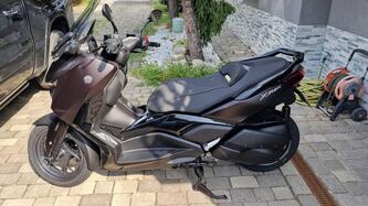 Yamaha X-Max 300 Tech Max (2025) usata