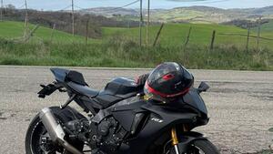 Yamaha YZF R1 (2017 - 19) 