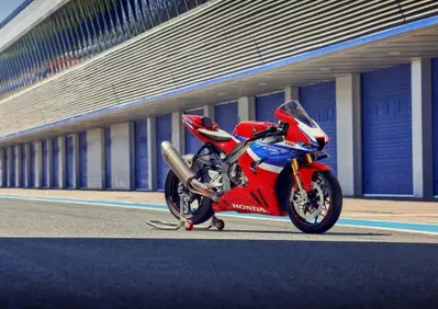 Honda CBR 1000 RR-R Fireblade SP (2024 - 26) - Annuncio 9682012