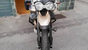 Moto Guzzi V85 TT Travel (2024 - 25) 