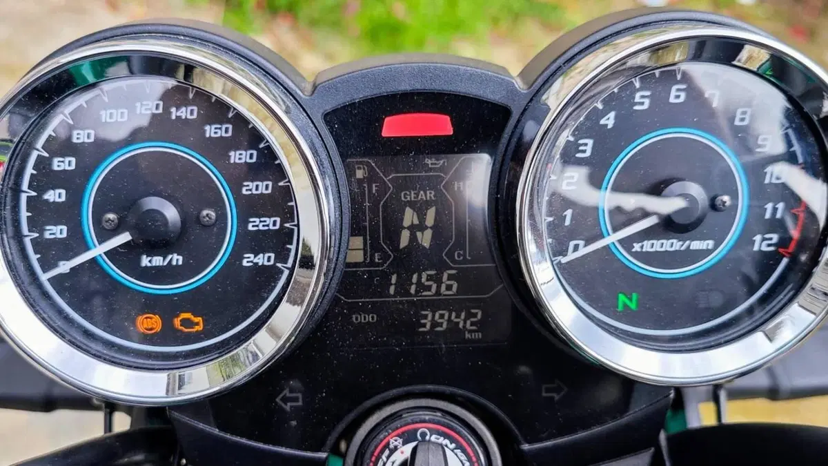 Kawasaki Z 650 RS (2022 - 24)  (3)