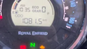 Royal Enfield Meteor 350 (2021 - 26)  (4)