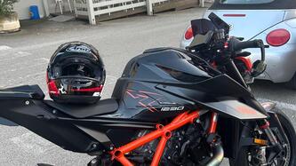 KTM 1290 Super Duke R (2021) usata