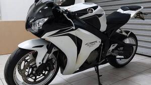 Honda CBR 1000 RR Fireblade (2008 - 11) 