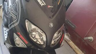 Yamaha T-Max 500 Night Max (2007 - 08) usata
