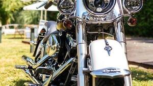 Harley-Davidson 1450 Deluxe (2005 - 06) - FLSTNI 