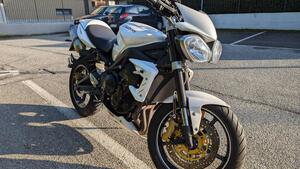 Triumph Street Triple R (2009 - 12) 