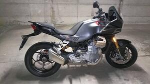 Moto Guzzi V100 Mandello S (2022 - 24) 