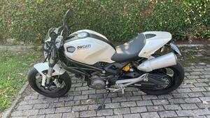 Ducati Monster 696 Plus (2007 - 14) 