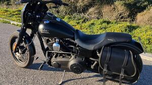 Harley-Davidson 1690 Street Bob Special (2015 - 16) - FXDB 