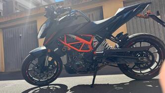 KTM 390 Duke (2021 - 23) usata