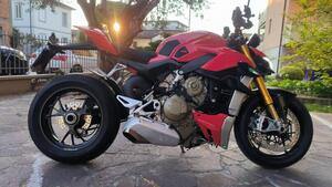 Ducati Streetfighter V4 1100 S (2021 - 22) 