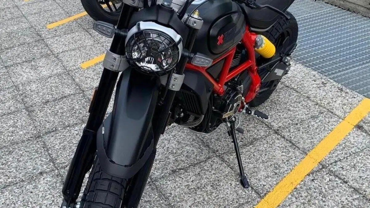 Ducati Scrambler 800 Desert Sled Fasthouse (2021 - 22)  (2)