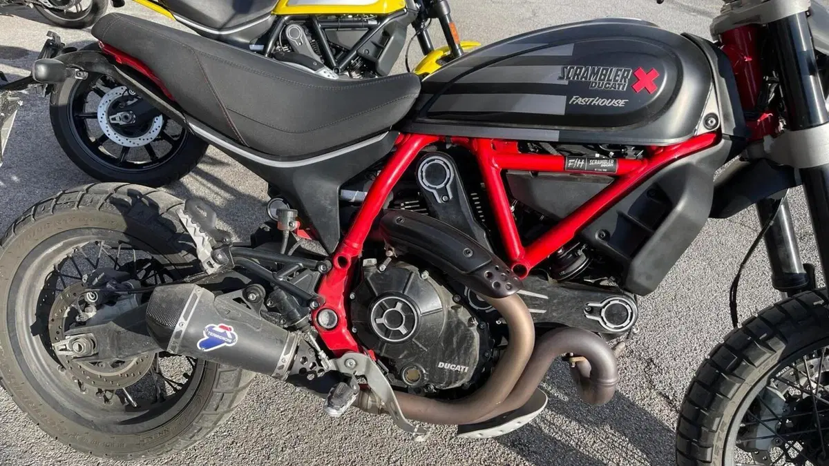 Ducati Scrambler 800 Desert Sled Fasthouse (2021 - 22)  (6)