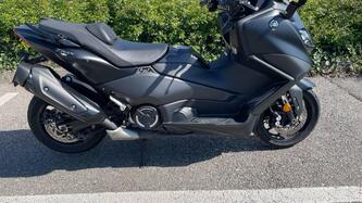 Yamaha T-Max 560 (2022 - 24) usata