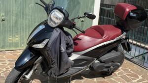 Piaggio Beverly 350 SportTouring ie (2011 - 15) 