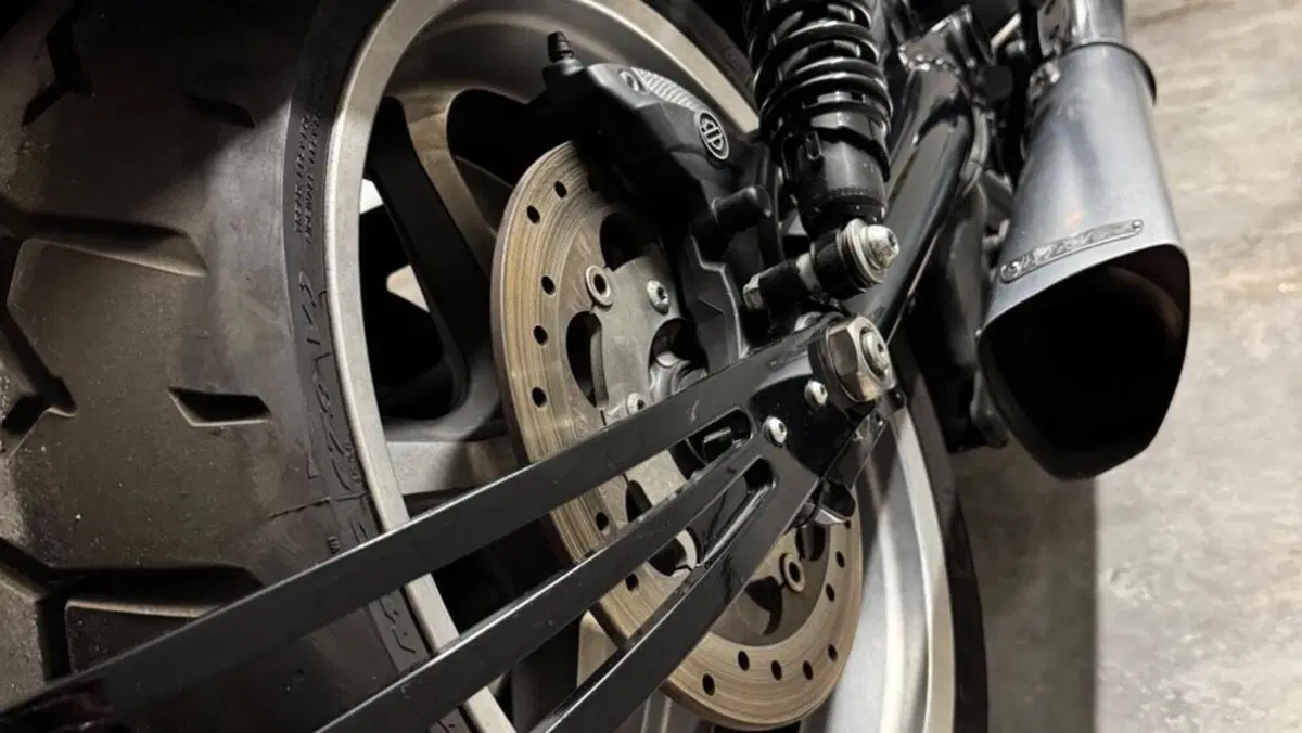 Harley-Davidson 1250 V-Rod Muscle (2009 - 17) - VRSCF  (11)