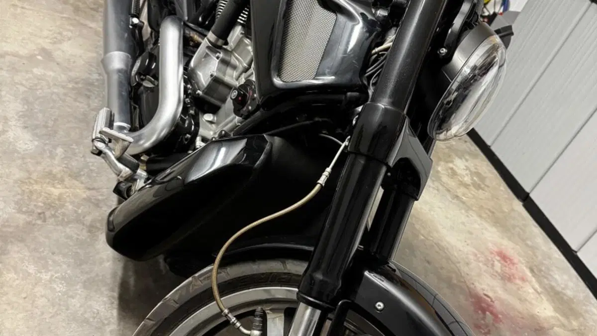 Harley-Davidson 1250 V-Rod Muscle (2009 - 17) - VRSCF  (14)