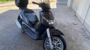Piaggio Beverly 250 