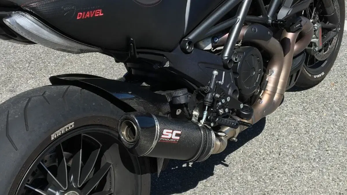 Ducati Diavel 1200 (2017 - 18)  (2)