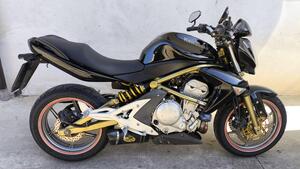 Kawasaki ER-6N (2005 - 08) 