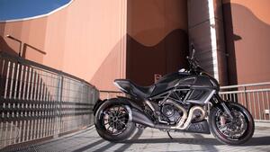 Ducati Diavel 1200 (2010 - 13) 
