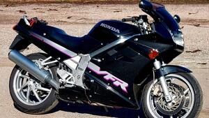 Honda VFR 750 F (1990 - 93) 