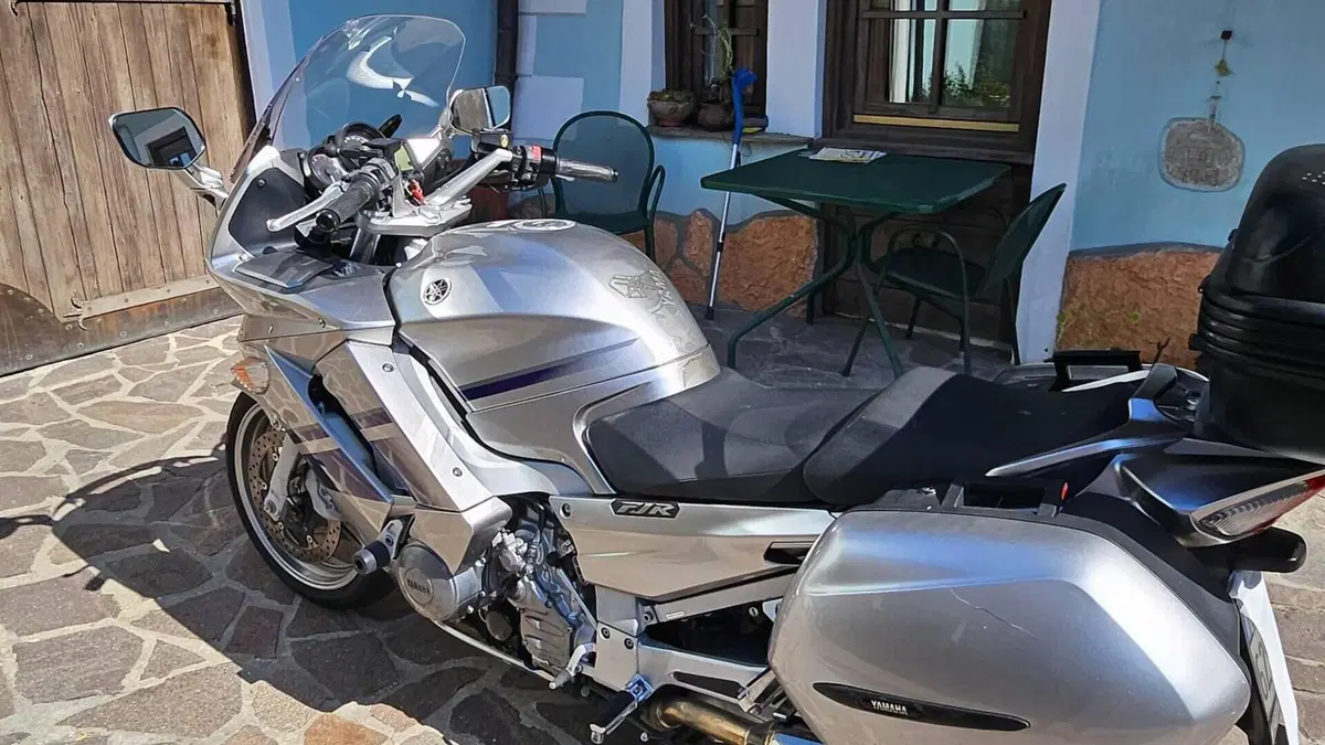 Yamaha FJR 1300 A (2006 - 11)  (2)