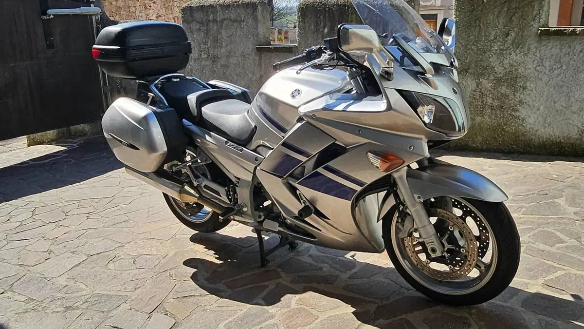 Yamaha FJR 1300 A (2006 - 11)  (3)
