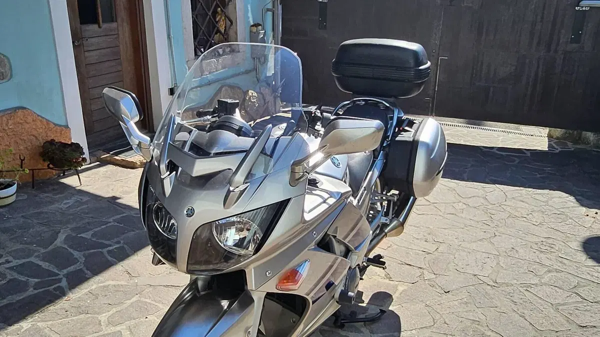 Yamaha FJR 1300 A (2006 - 11)  (5)