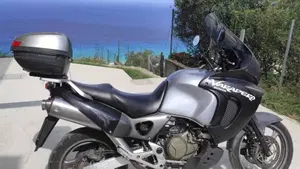 Honda Varadero 1000 (1999 - 02)  (2)