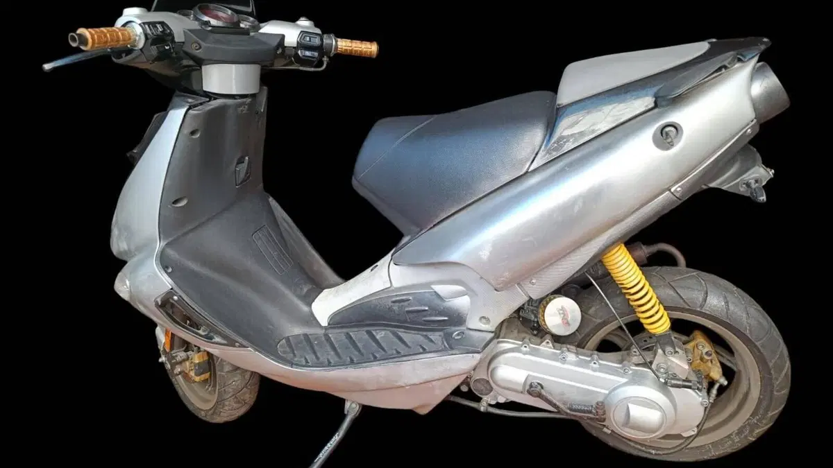 Aprilia SR 50 (2005 - 07)  (9)