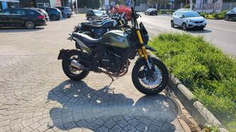 Moto Morini SEIEMMEZZO SCR (2022 - 25) usata