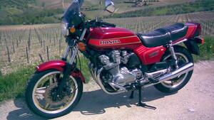 Honda  