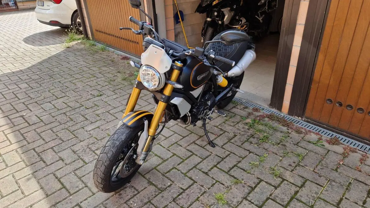 Ducati Scrambler 1100 Sport (2018 - 20)  (2)