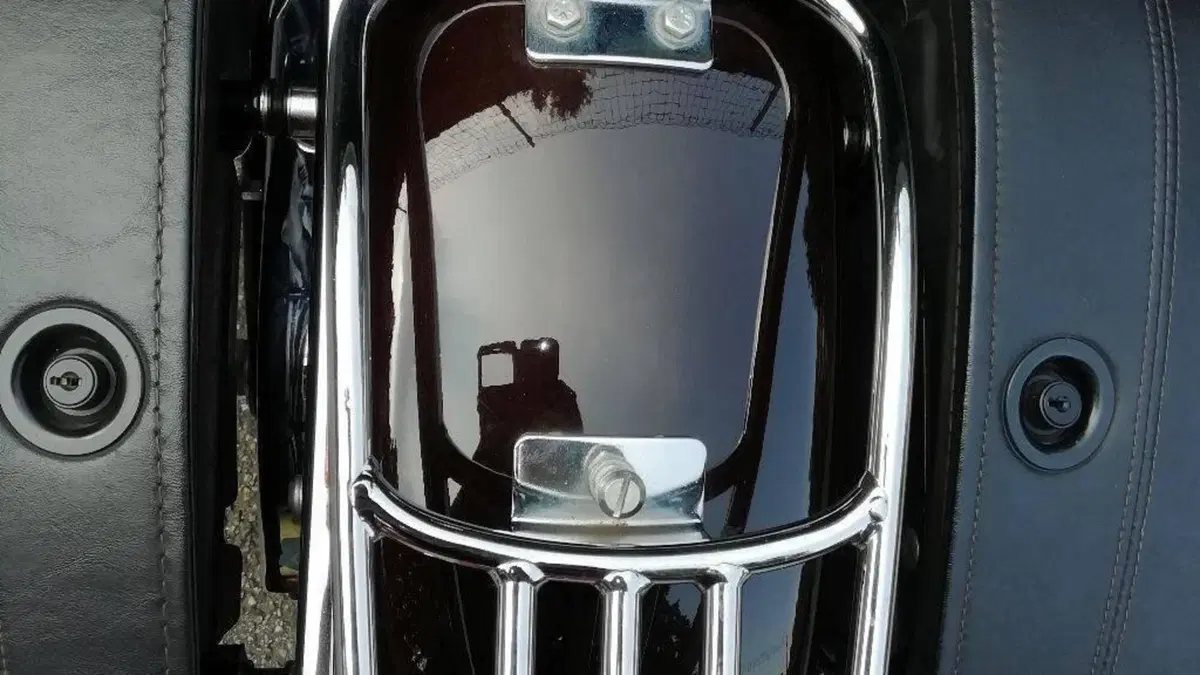 Harley-Davidson 1585 Softail Deluxe (2011) - FLSTN  (13)